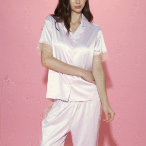 Sleepwear เซ็ตชุดนอน เสื้อแขนสั้น กางเกงขายาว - สีม่วงอ่อน