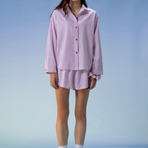 Sleepwear เซ็ตชุดนอน เสื้อแขนยาว กางเกงขาสั้น แถมฟรี ยางมัดผม - สีแดงเข้ม